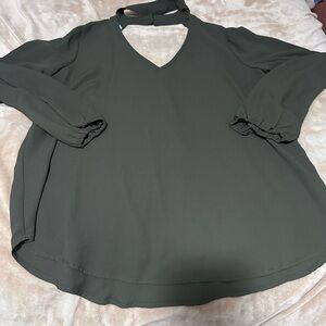 Veronica M Elegant Dark Green Women's Top M